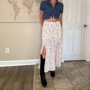 Flowy cottagecore whimsgoth star printed long midi skirt with slit